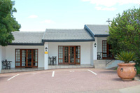 photo: Accommodation Burgersdorp - The Hut B&B (051)653-1110