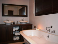 Photo: Burgersdorp gastehuis - Nguni - La Rochelle street