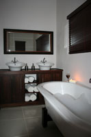 Photo: Burgersdorp gastehuis - Nguni - La Rochelle street